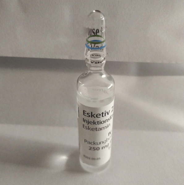 20-S-Ketamin-–-Ketanest-250mg-in-10ml-Vial.png